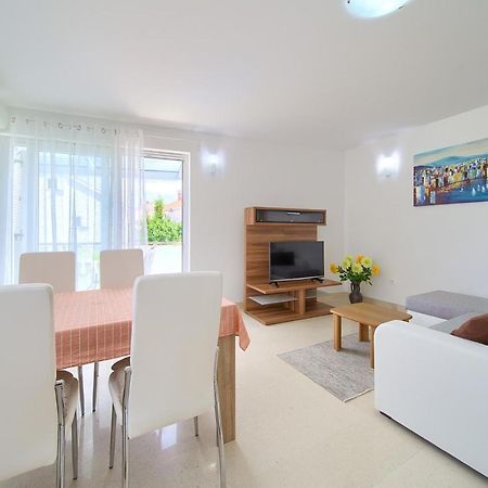 Apartment Anja Đảo Krk Ngoại thất bức ảnh