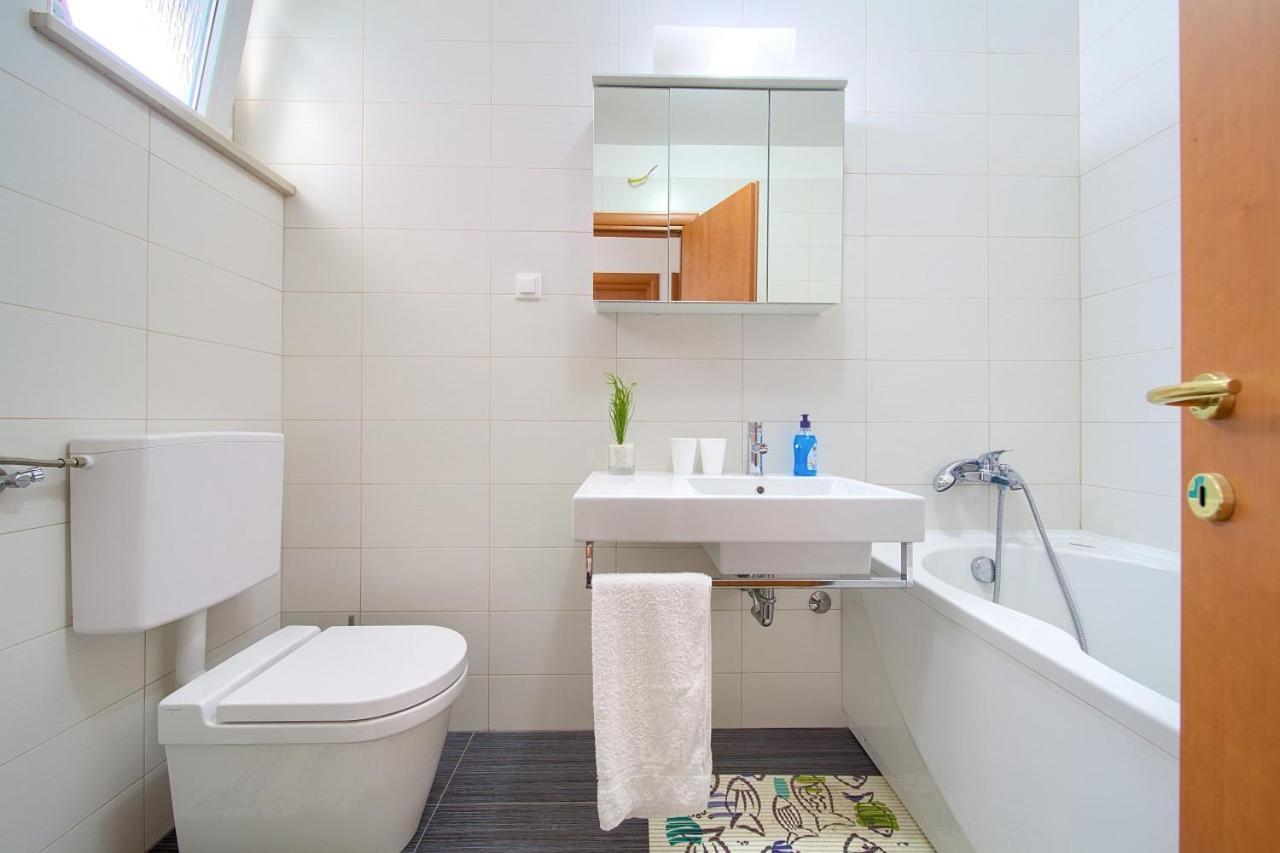 Apartment Anja Đảo Krk Ngoại thất bức ảnh