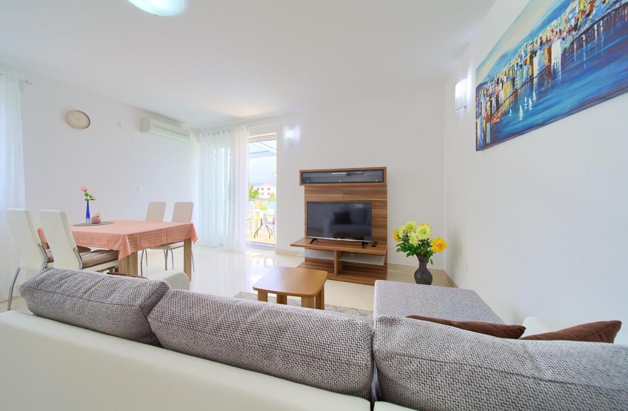 Apartment Anja Đảo Krk Ngoại thất bức ảnh